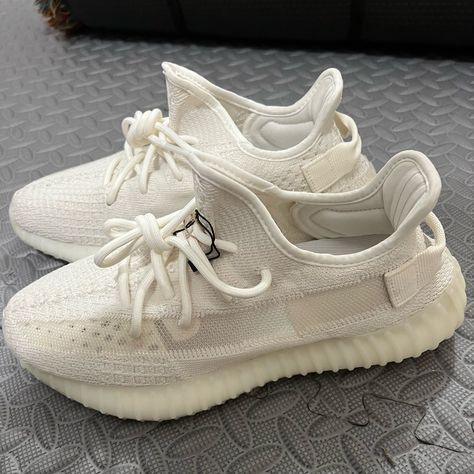 Adidas Yeezy Boost 350 V2  Bone