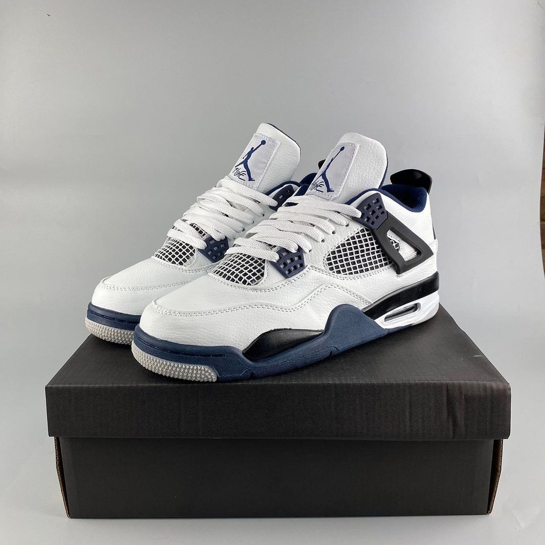 Jordan 4  MIlitary Navy