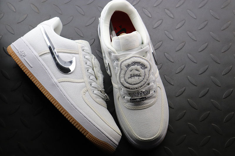 Air force 1 low travis scott